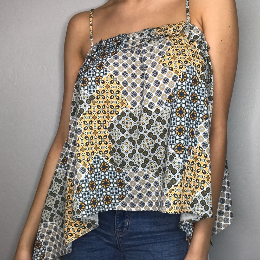 PRINTED FLOWEY TOP 🦋🦋